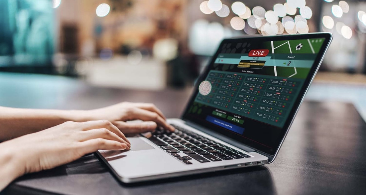 How Online Slots Adjust Payouts for Different Bet Levels?